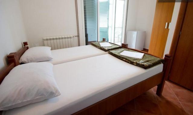 Apartments & Rooms M Petrovac Phòng bức ảnh