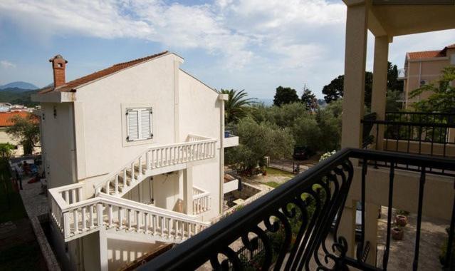 Apartments & Rooms M Petrovac Phòng bức ảnh