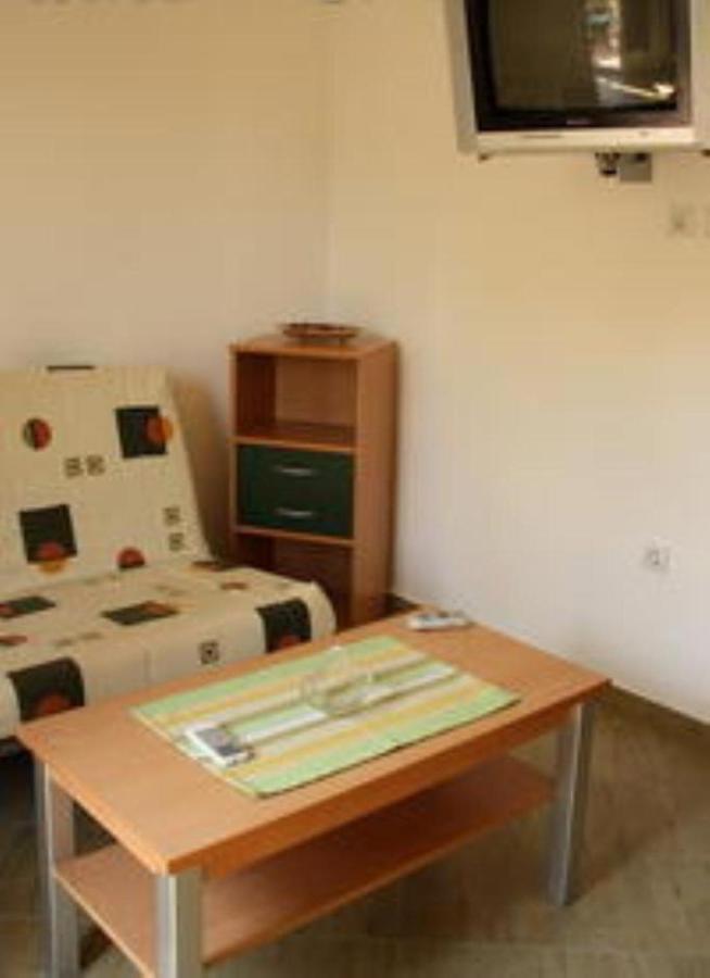 Apartments & Rooms M Petrovac Phòng bức ảnh